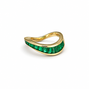 Wave Emerald Baguette Ring