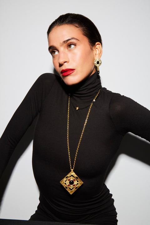 The Hathor Teardrop Earrings Onyx