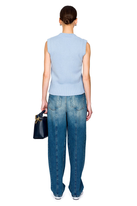 Curved Leg Jean