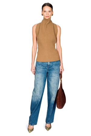 Curved Leg Jean