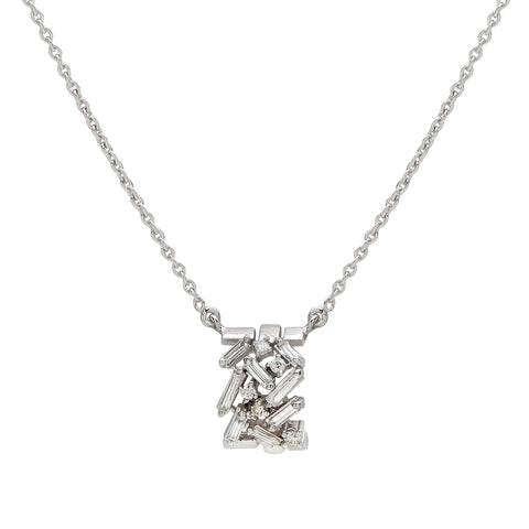 White gold and diamond pendant chain neckalce.