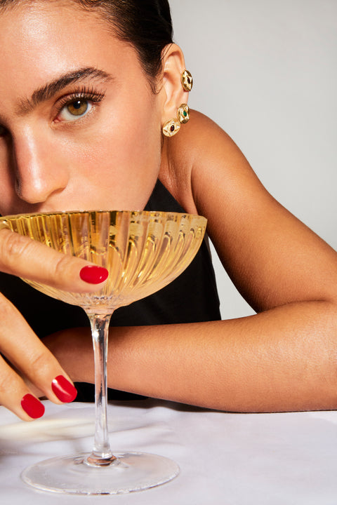 The Hathor Stud Earrings Onyx