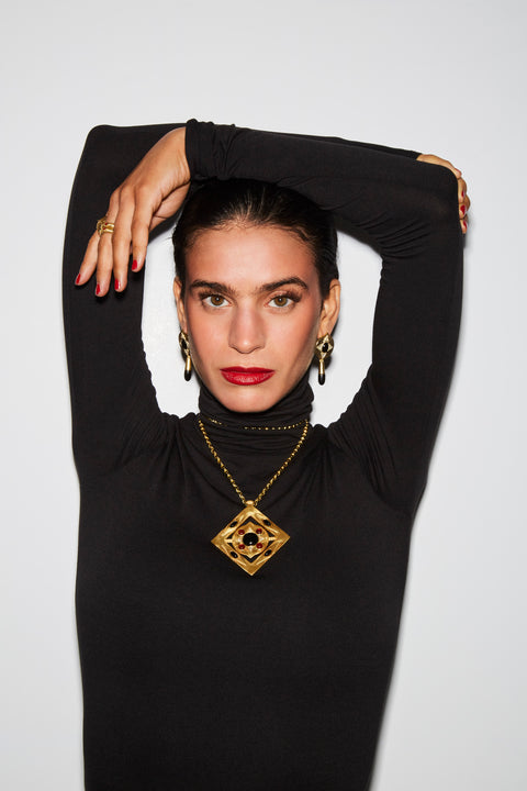 The Hathor Teardrop Earrings Onyx