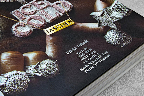 Ice Cold: A Hip-Hop Jewelry History XL