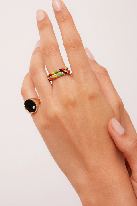 Chevalière Oval Onyx Ring